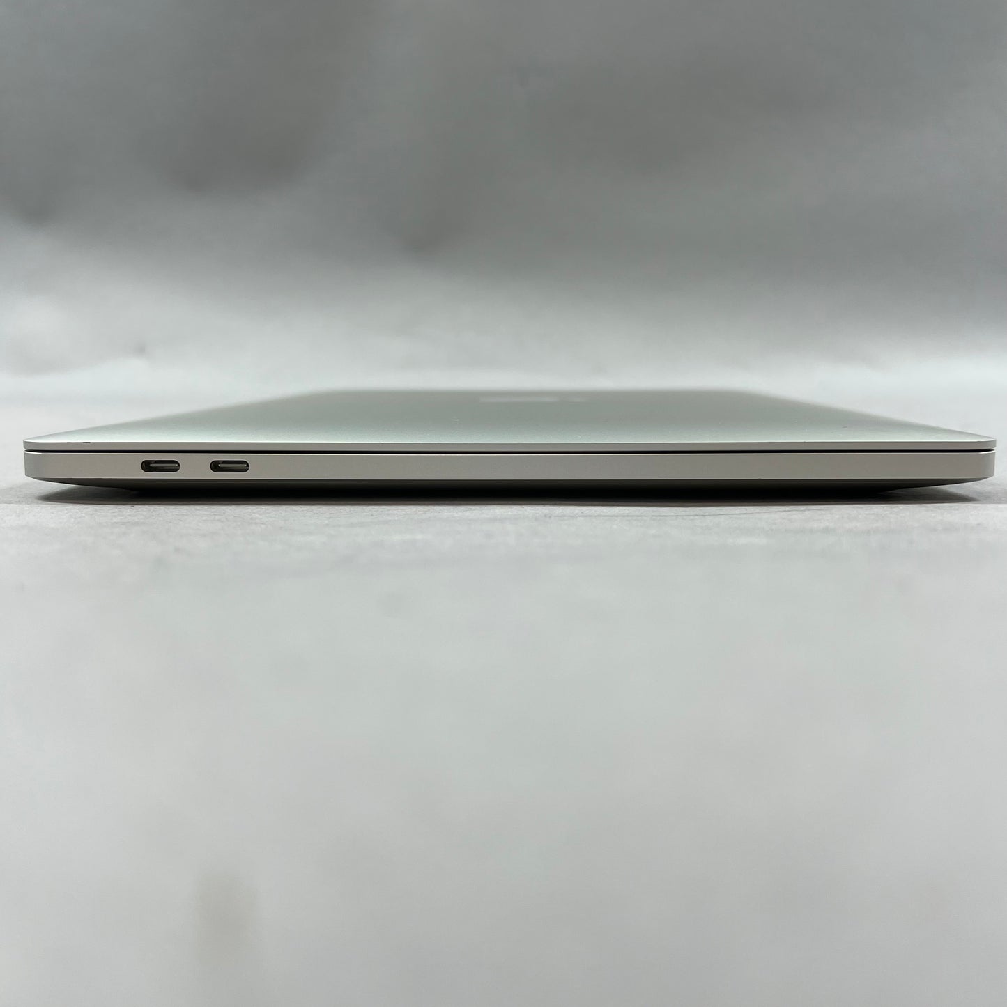 2022 Apple MacBook Pro 13.3" M2 10C GPU 3.5GHz 8GB RAM 256GB SSD A2338