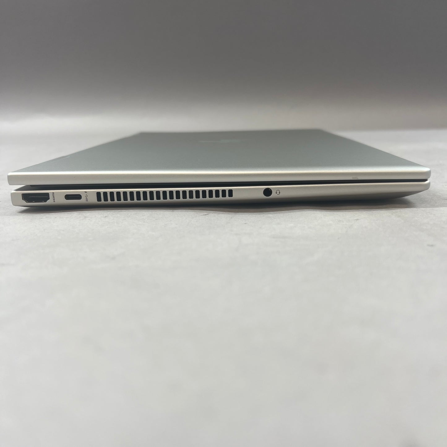 HP Envy x360 15M-ES1013DX 11.5" i5-120U 1.6GHz 8GB RAM 512GB SSD