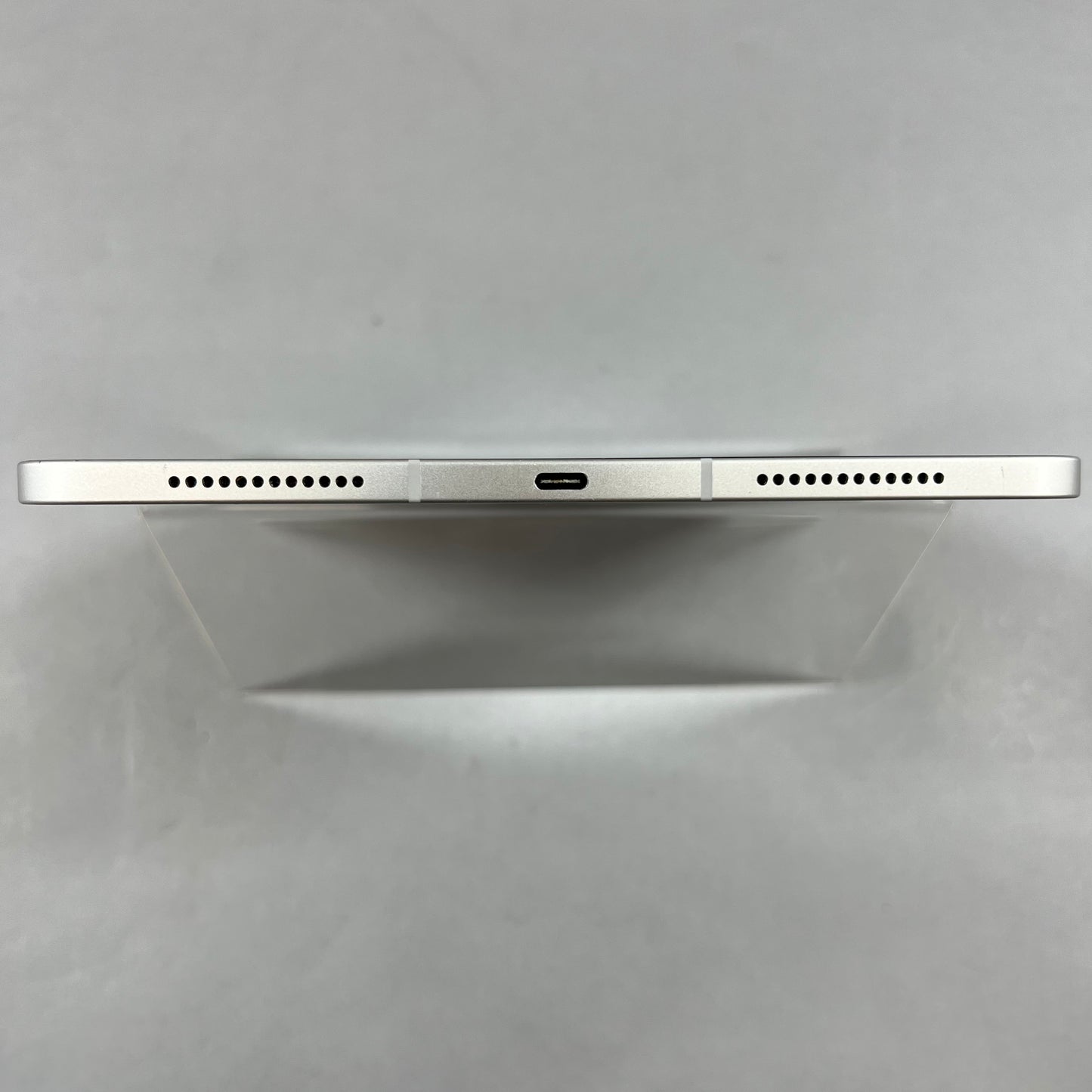 Unlocked Apple iPad 11" (A16) 128GB Silver MD7F4LL/A