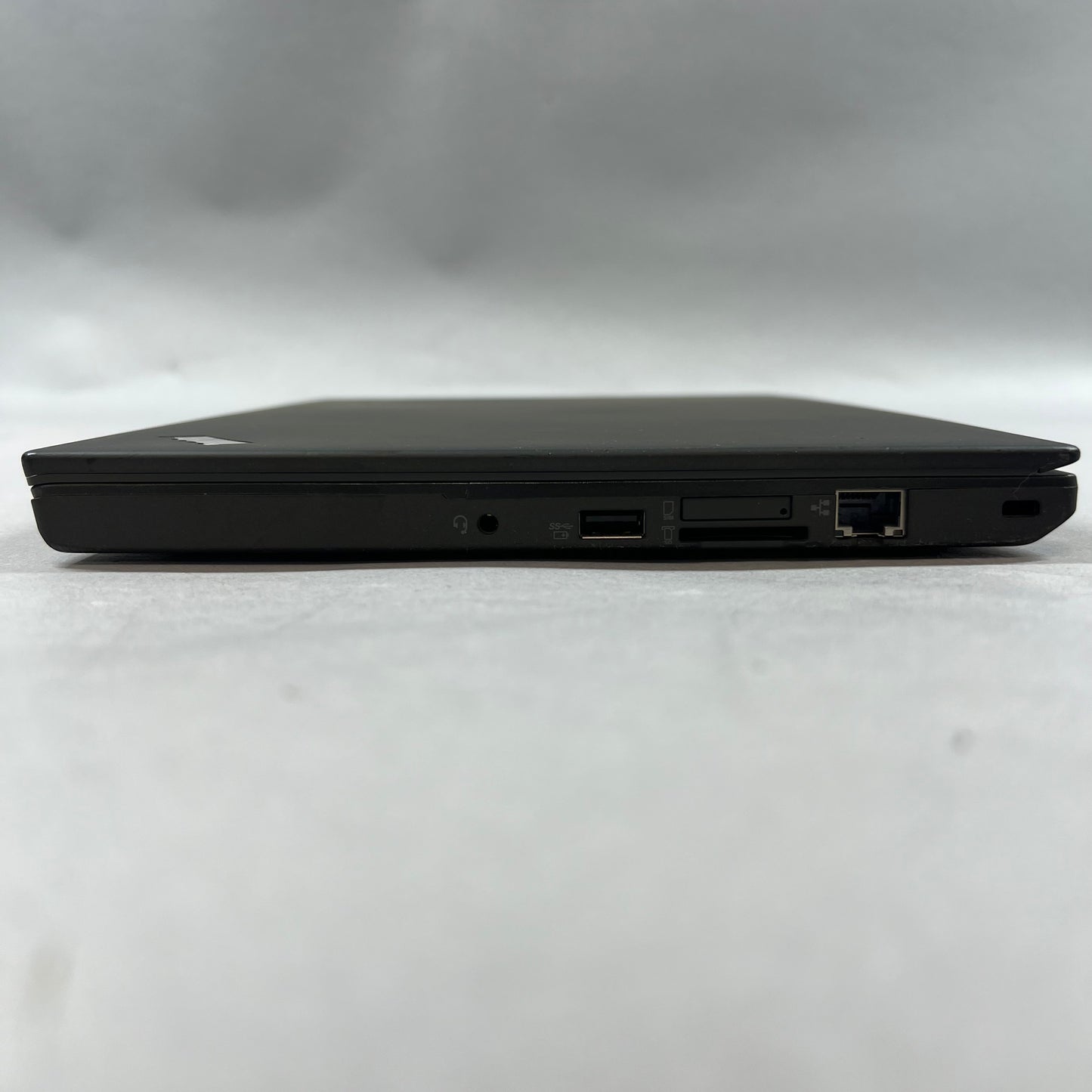 Lenovo ThinkPad 13.3" i5-6300U 2.4GHz 8GB RAM 500GB HDD 500GB
