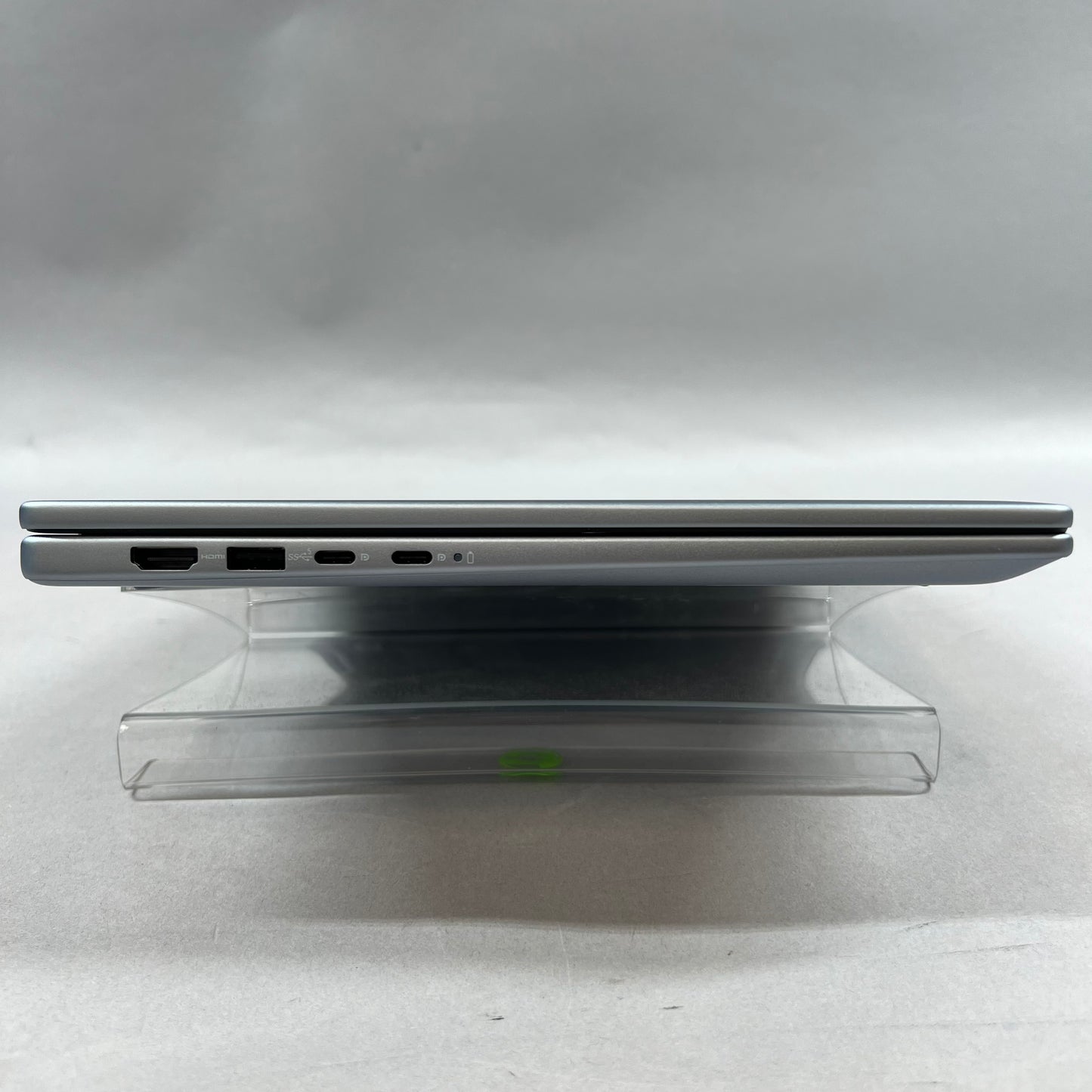 New Dell Inspiron 14 7740 14" i7-7150U 1.8GHz 16GB RAM 1TB SSD
