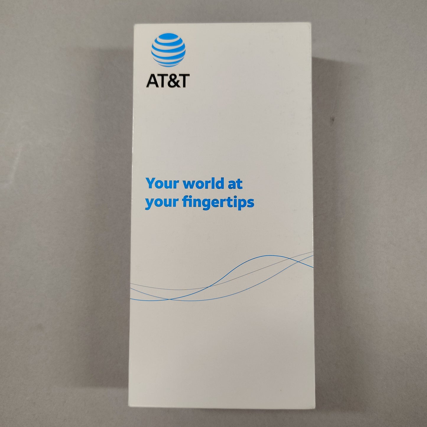 AT&T Samsung Galaxy Z Flip6 12GB RAM 256GB SM-F741U1 Aura Blue