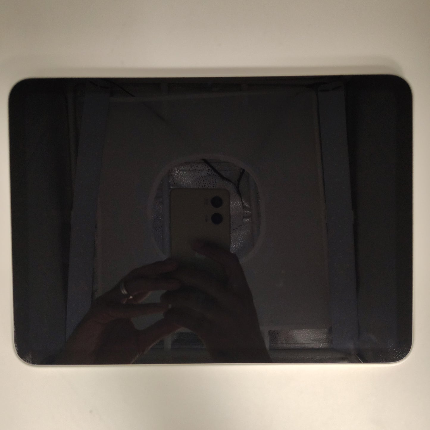 WiFi Only Apple iPad 10th Gen 64GB 18.6 SILVER MPQ03LL/A