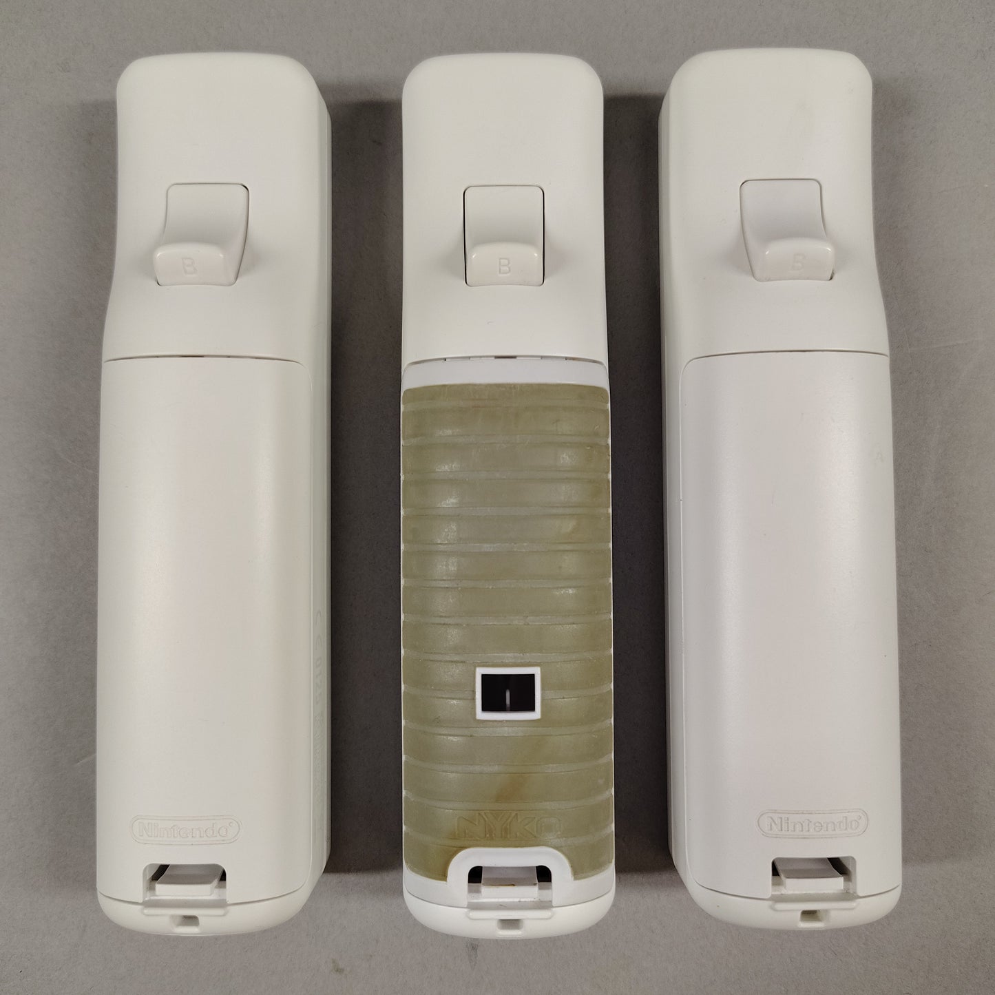 Lot of 3 Nintendo Wii Controller W/Nunchuks