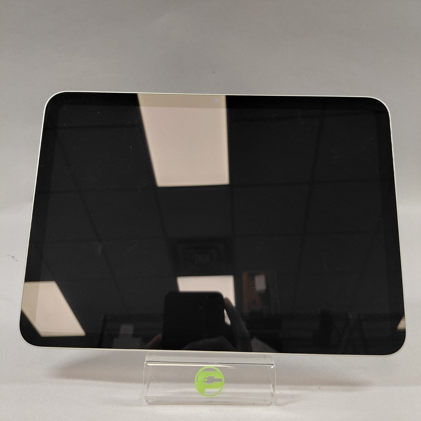 WiFi Only Apple iPad 11" (A16) 128GB 18.7 Silver MD3Y4LL/A