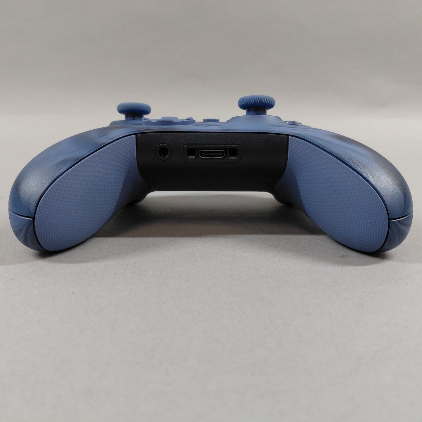 Microsoft Xbox Series X|S Wireless Controller Stormcloud Vapor 1914