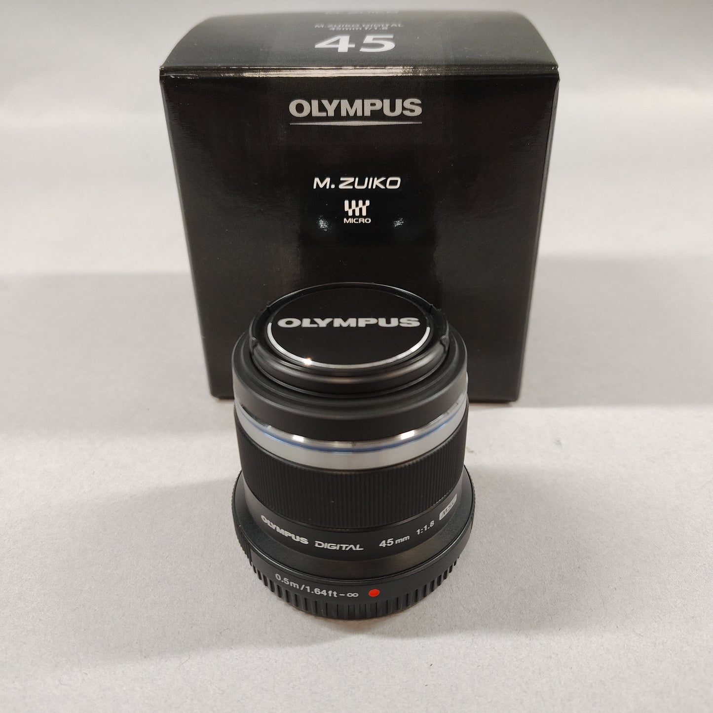 Open Box Olympus 45mm f/1.8 45mm f/1.8 For Olympus M4/3 Mount