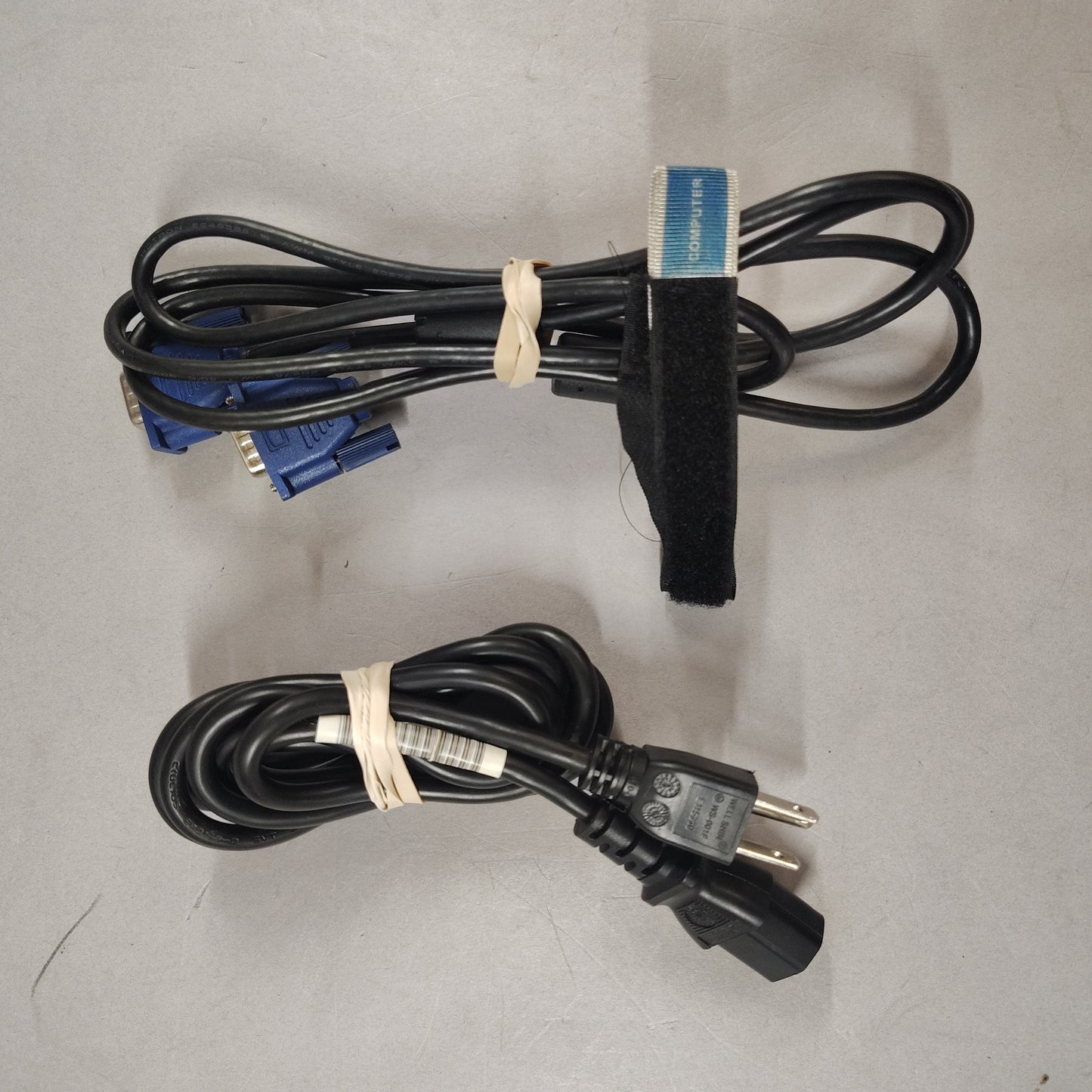 InFocus in1102 HD 1,000 Lumens LCD Projector