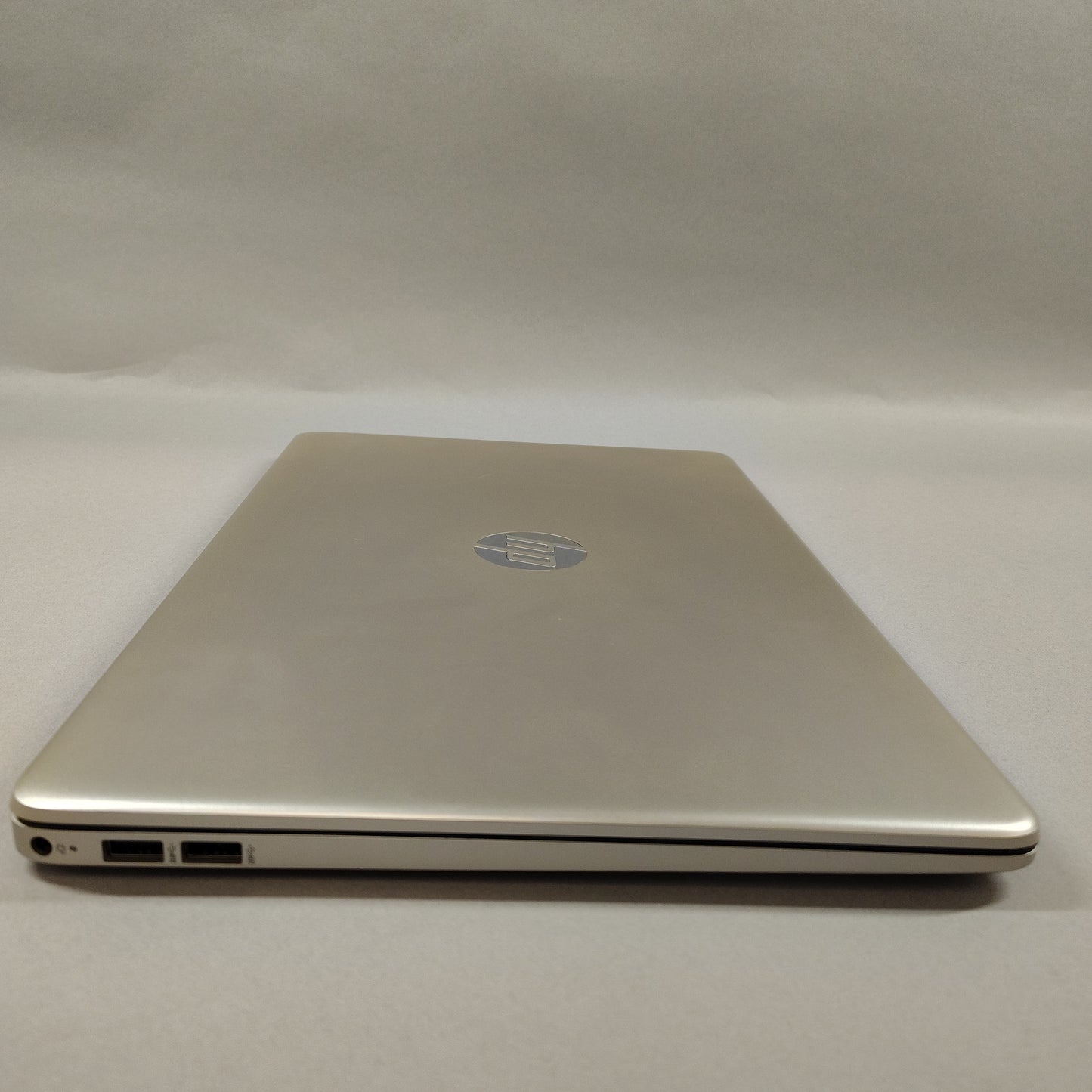 HP Laptop 15-EF1072WM AMD Athlon 3150C 16GB RAM 1TB Radeon Graphics