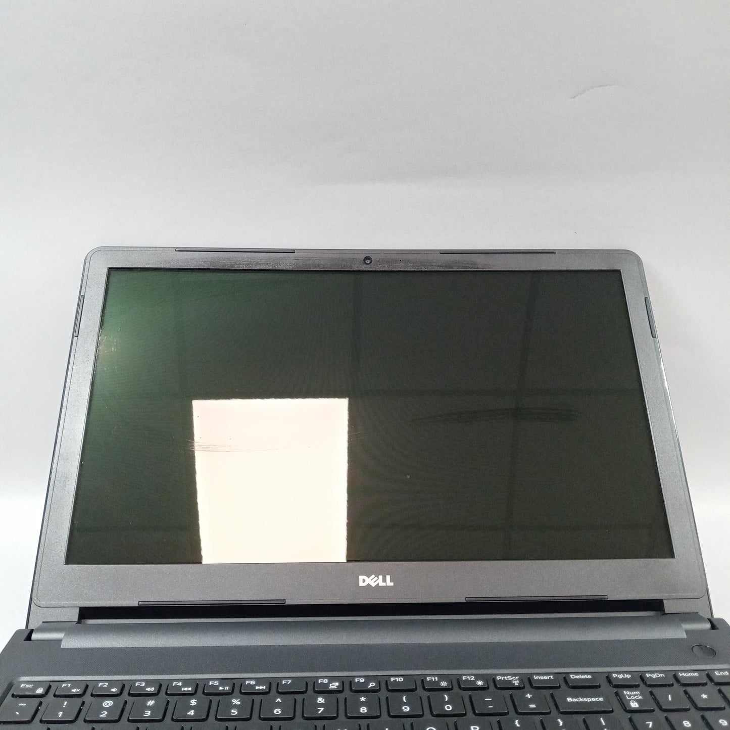 Dell Inspiron 15-5552 15.6" pentium n3700 1.8GHz 4GB RAM 500GB SSD