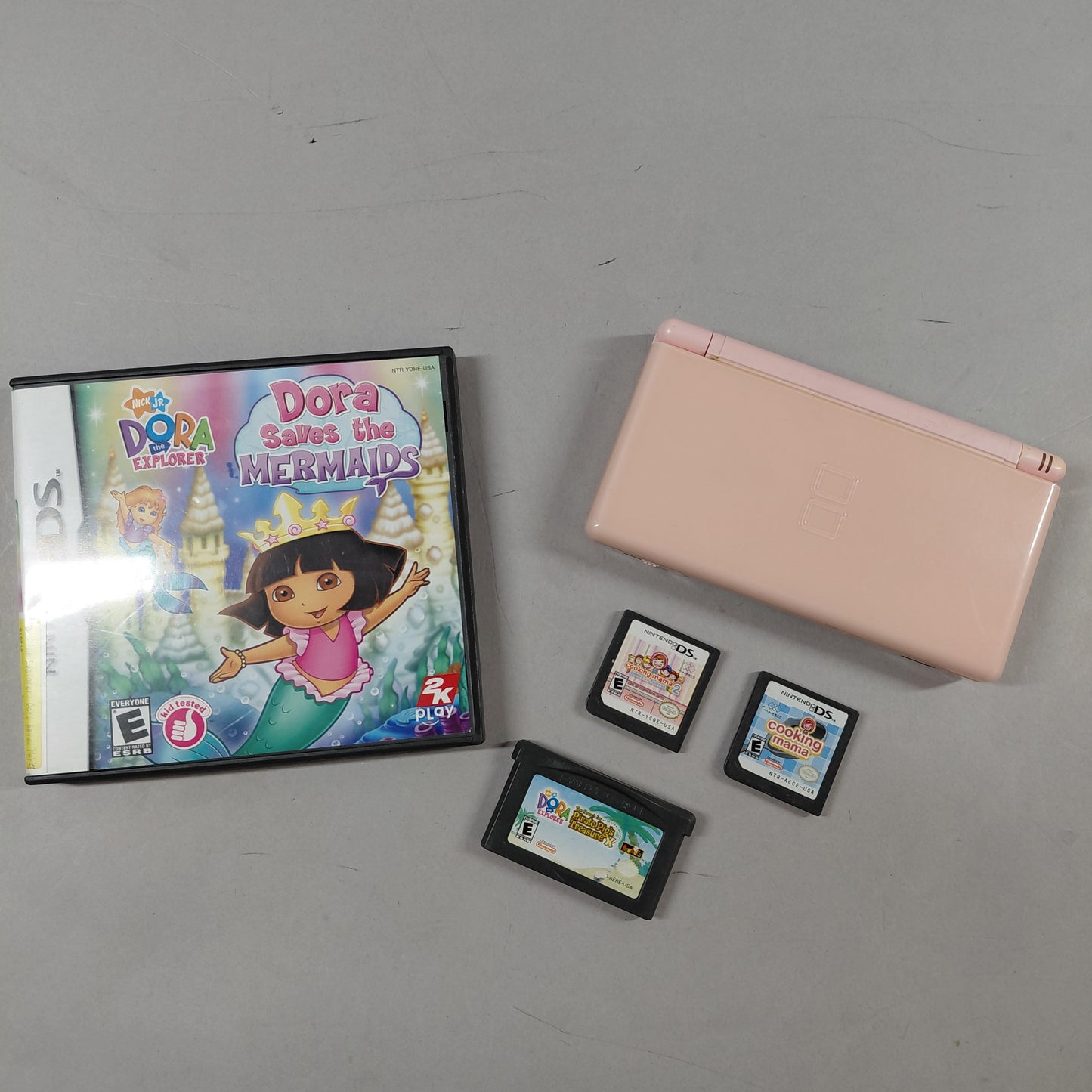 Nintendo DS Lite Handheld Game Console USG-001 Pink