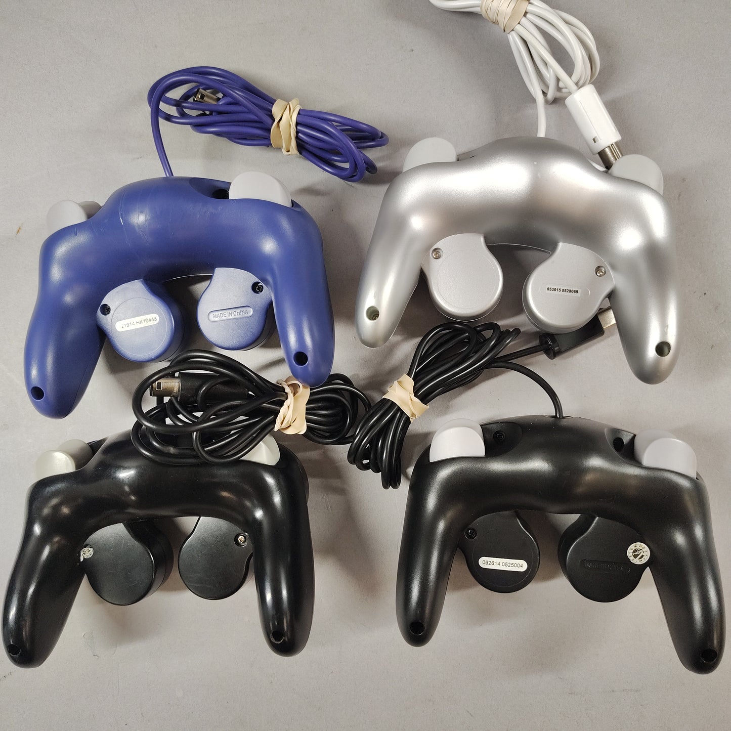 Used Lot of 4 Nintendo GameCube Wired Controllers