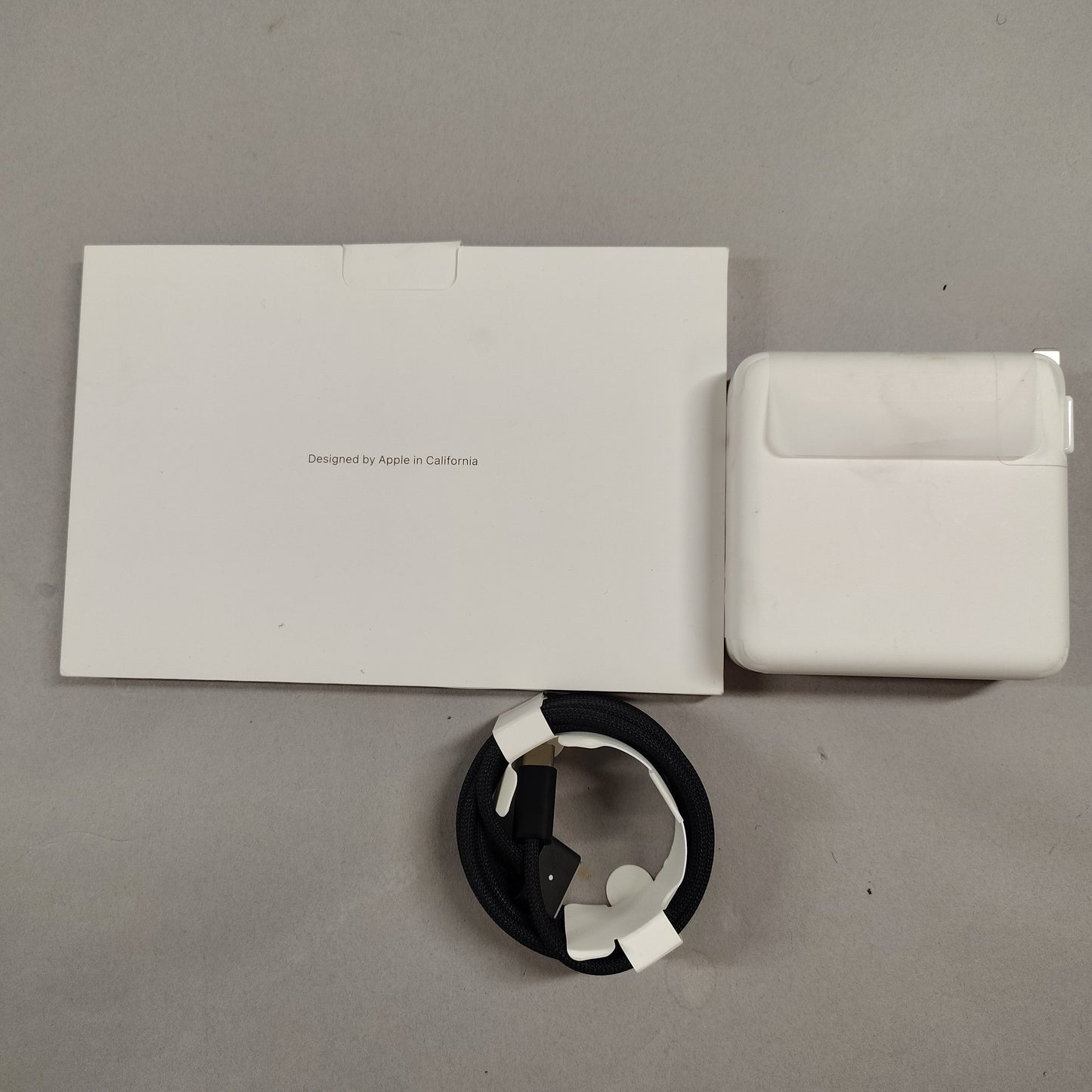 2024 Apple MacBook Air 14" M4 Pro 14C GPU 4.5GHz 24GB RAM 1TB SSD A3401