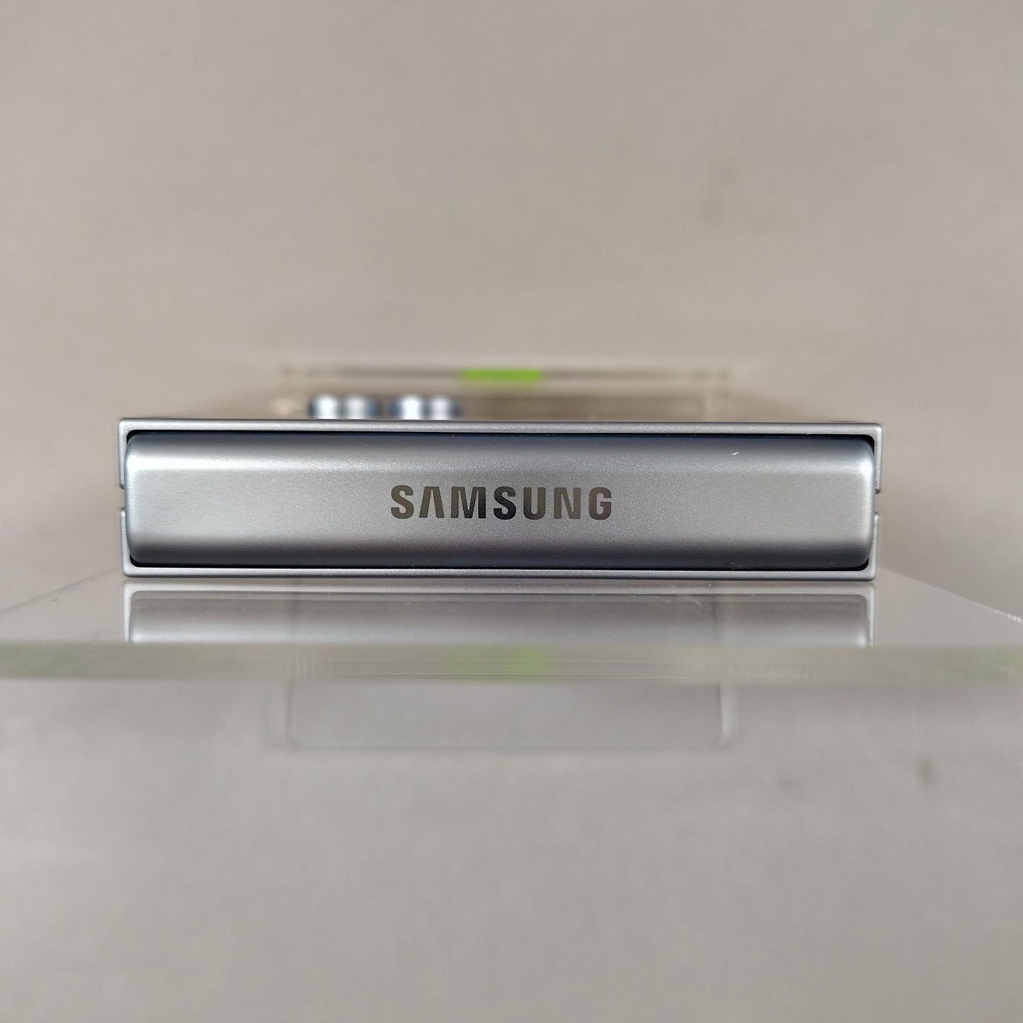 AT&T Samsung Galaxy Z Flip6 12GB RAM 256GB SM-F741U1 Aura Blue