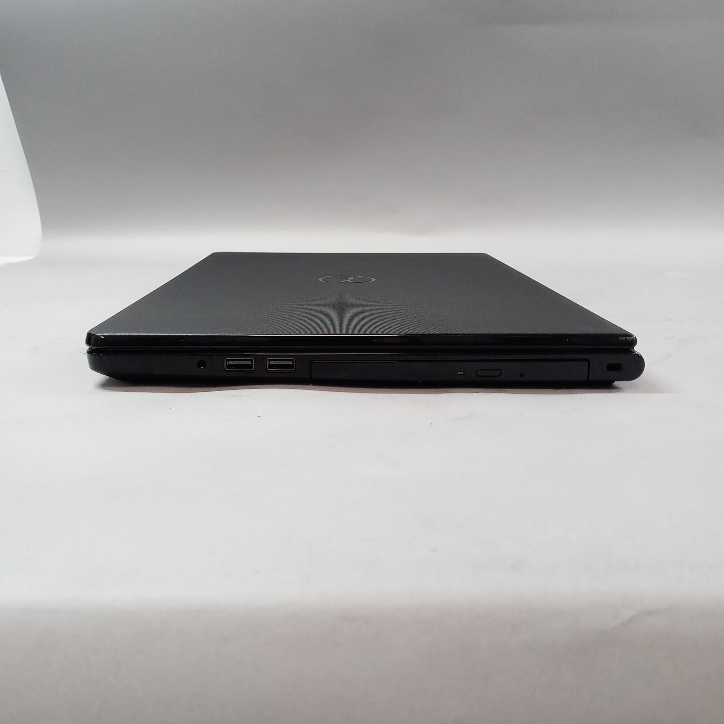 Dell Inspiron 15-5552 15.6" pentium n3700 1.8GHz 4GB RAM 500GB SSD
