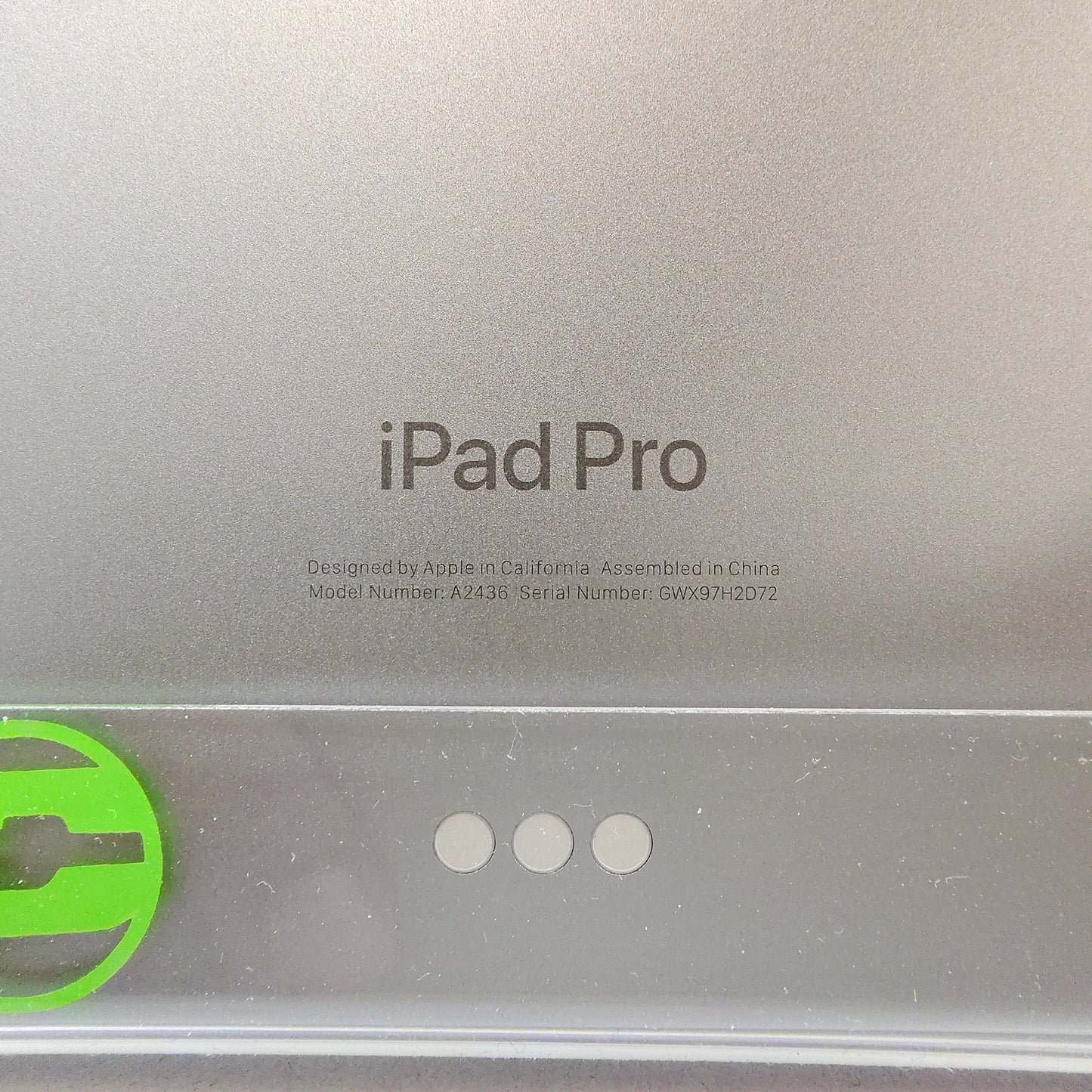 WiFi Only Apple iPad Pro 12.9" 6th Gen 256GB SPACE GRAY MNXR3LL/A