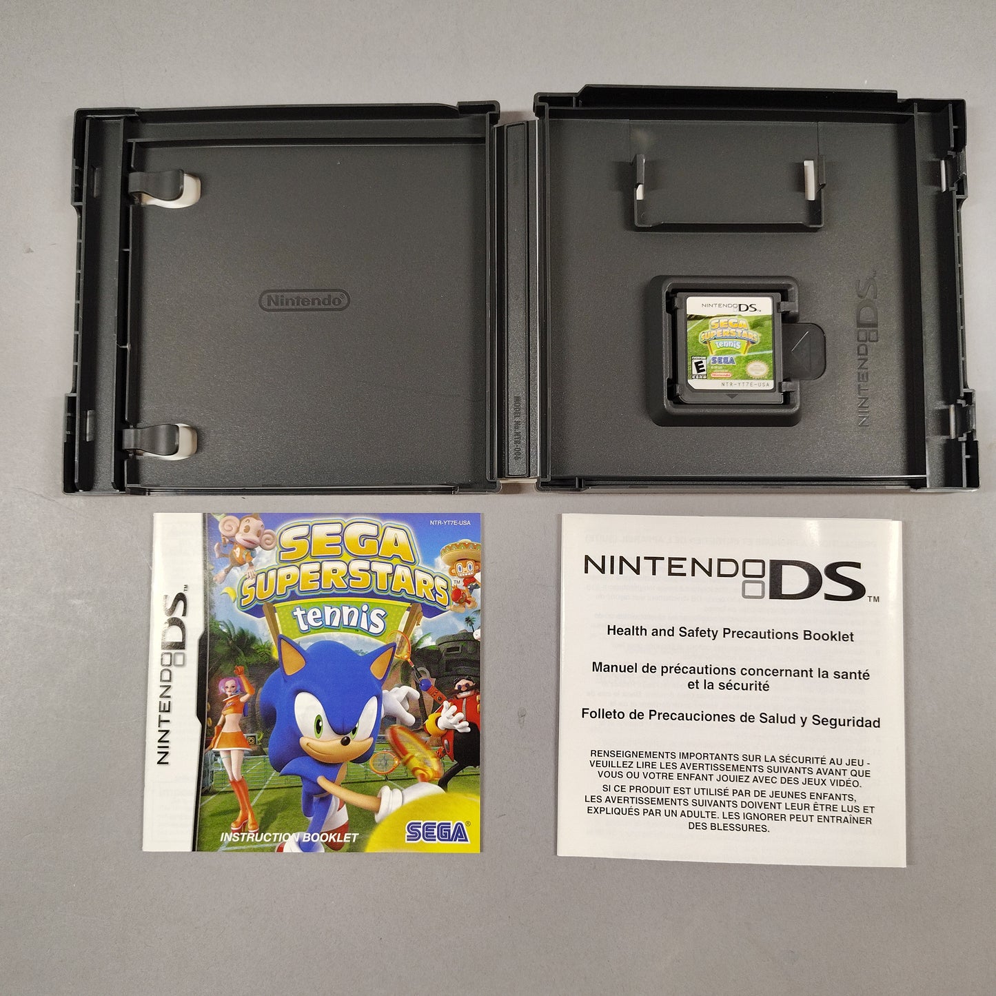 Nintendo DS Lite Handheld Game Console USG-001 (Bad Hinges)