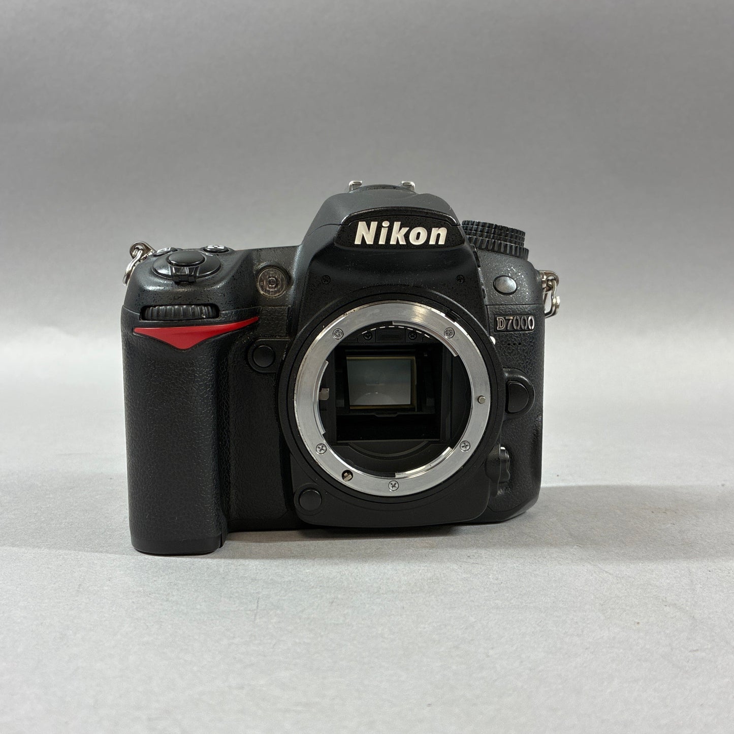 Nikon D7000 W/50mm, 18-55mm, 28mm and Flash