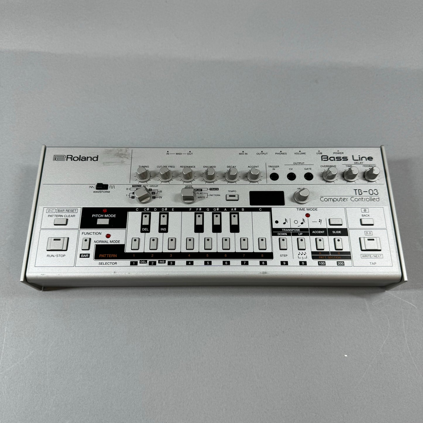 Roland Base Line Bass Line Synthesizer TB-03