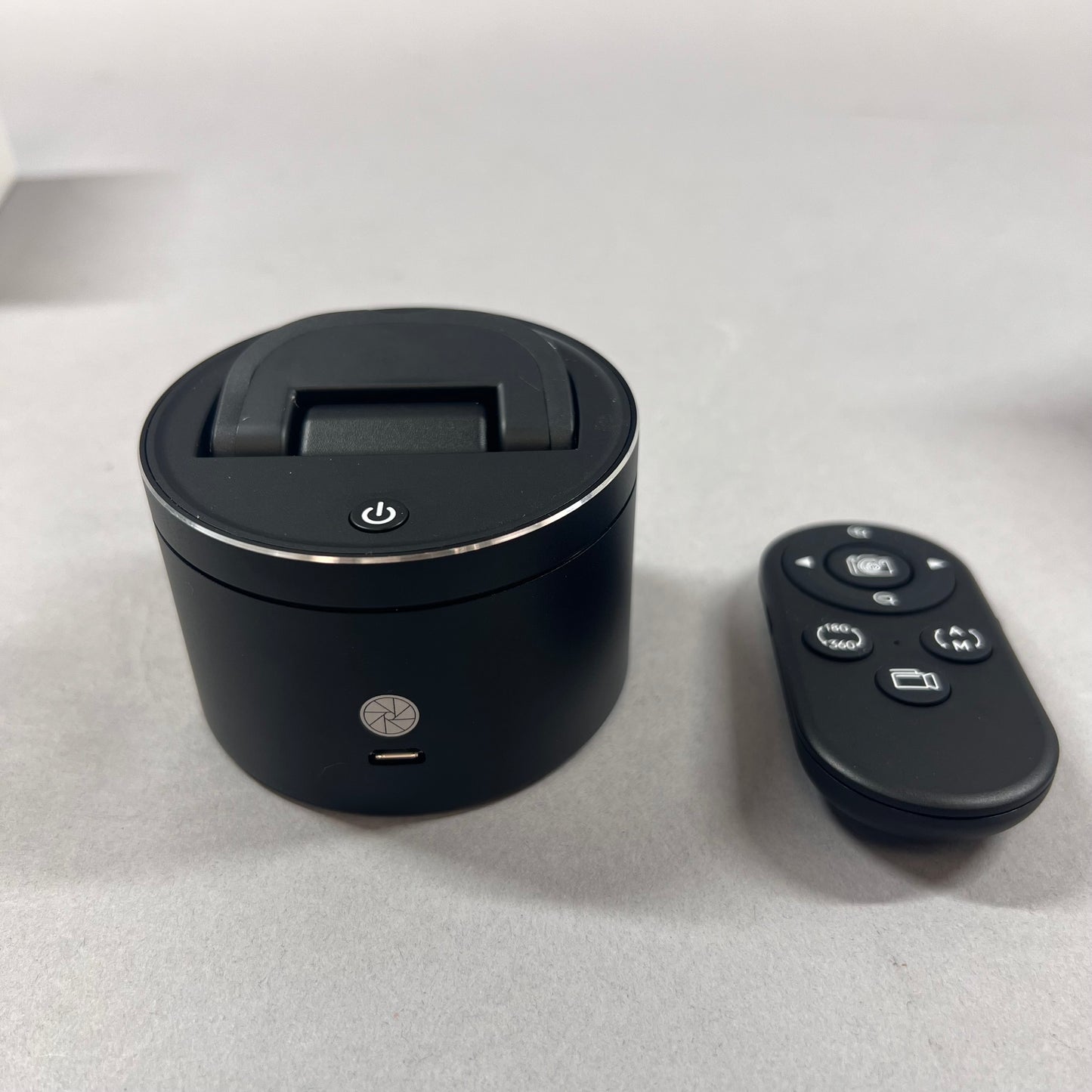 Picbot: Smart Automated Photo and Video Robot