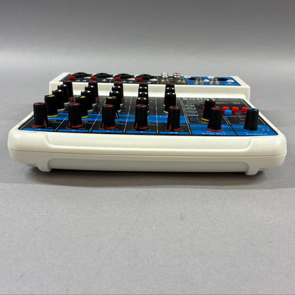Akai MPC 1000 DJ Mixer
