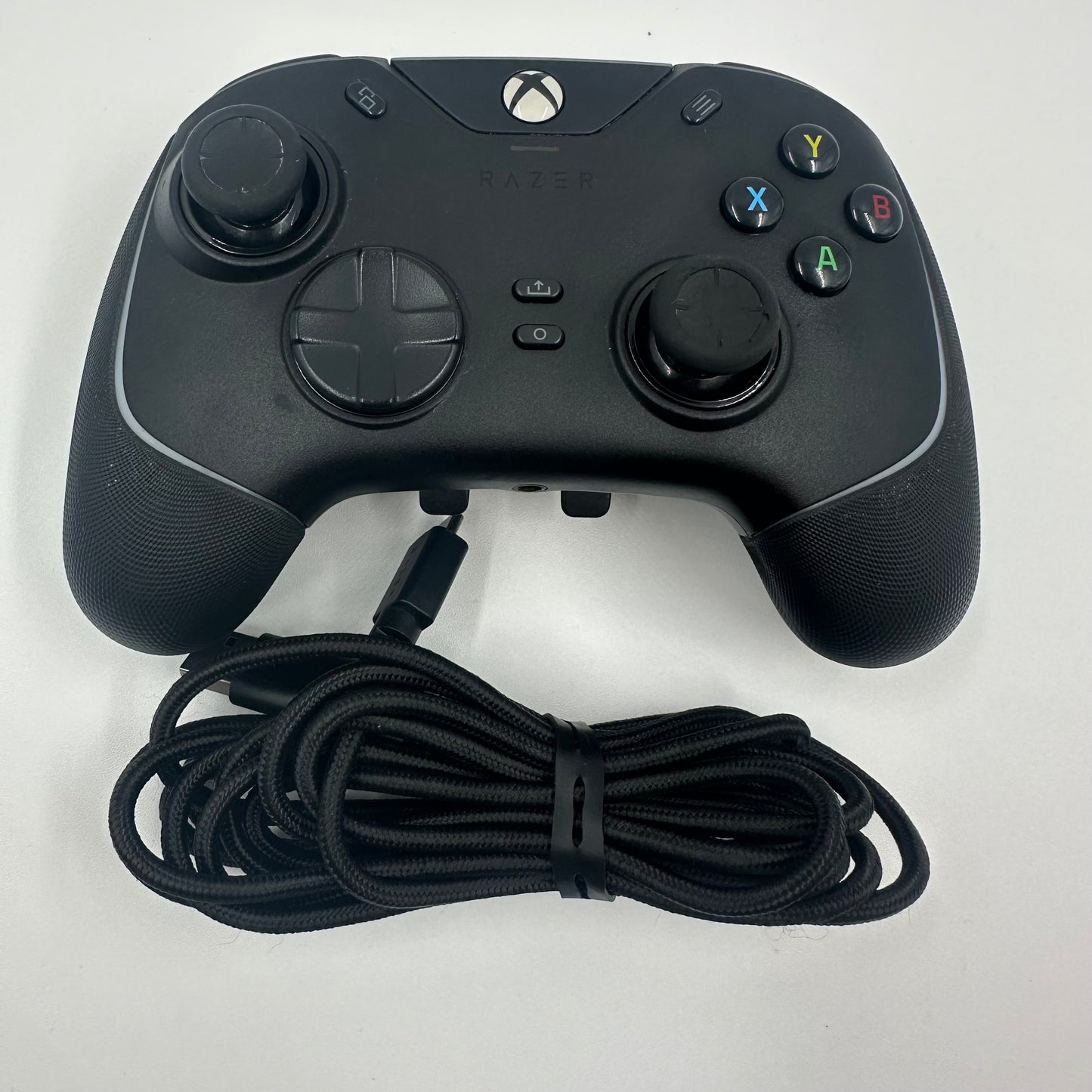 Razer RZ06-0401 Phantom Black Pro Controller