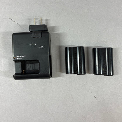 Nikon D7000 W/50mm, 18-55mm, 28mm and Flash