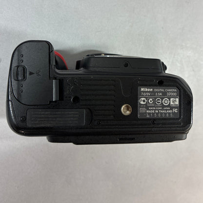 Nikon D7000 W/50mm, 18-55mm, 28mm and Flash
