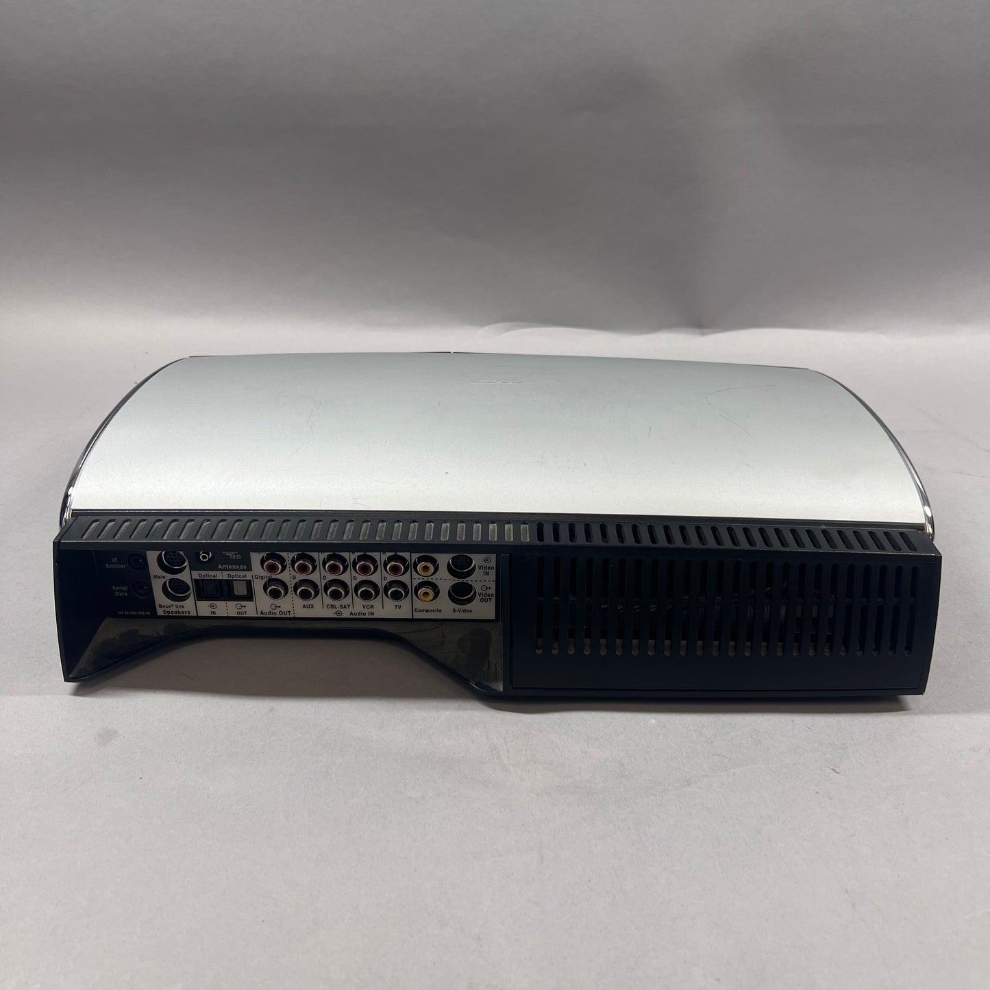 Bose AV18 Multimedia Speaker System Silver 5283