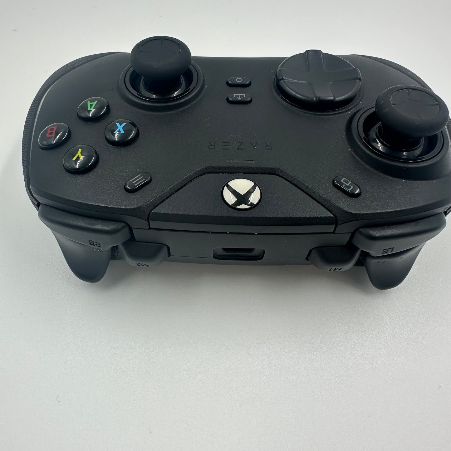 Razer RZ06-0401 Phantom Black Pro Controller