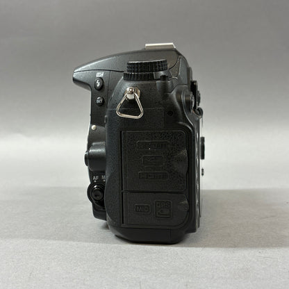 Nikon D7000 W/50mm, 18-55mm, 28mm and Flash