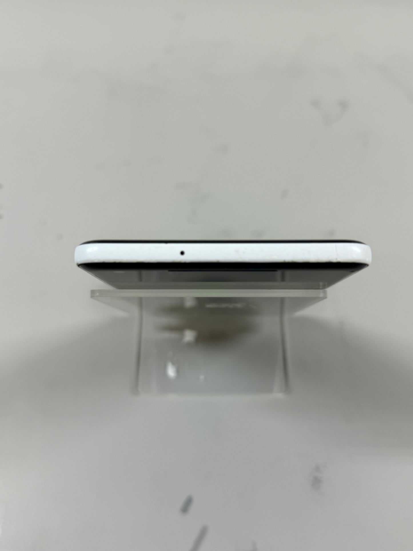 Unlocked Google Pixel 2 XL 128GB White G011C