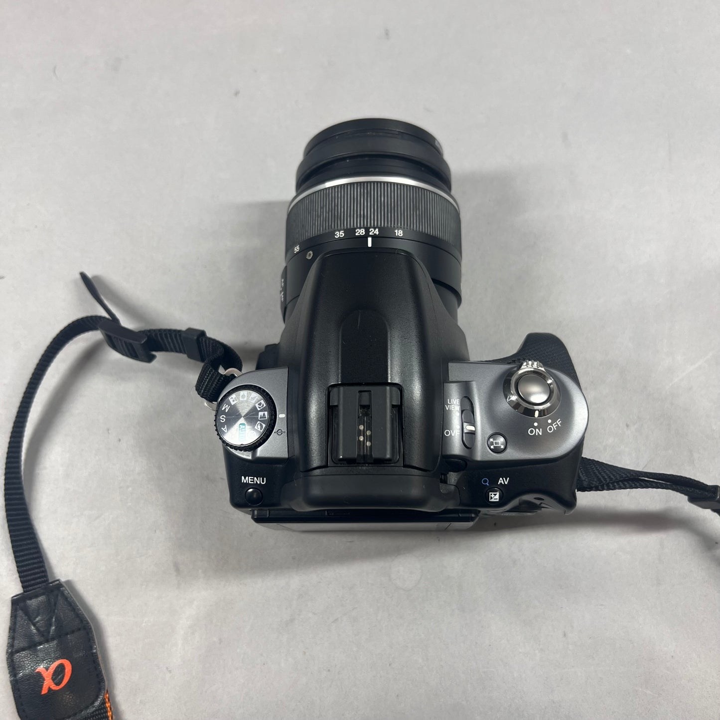 Sony DSLR-A330 10.1MP Digital SLR DSLR Camera