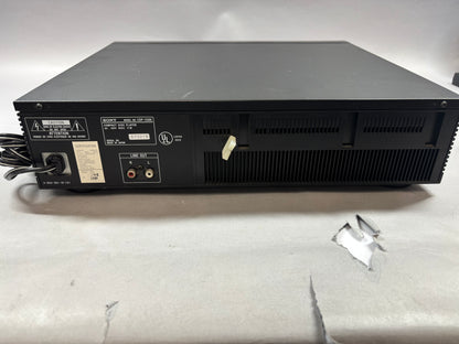 Sony  CDP-C205 5 Disc Compact Disc Player 493435101