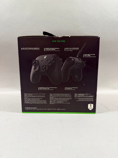 Razer Wolverine V3 Wired Gaming Controller Xbox One / Xbox Series X/S / PC