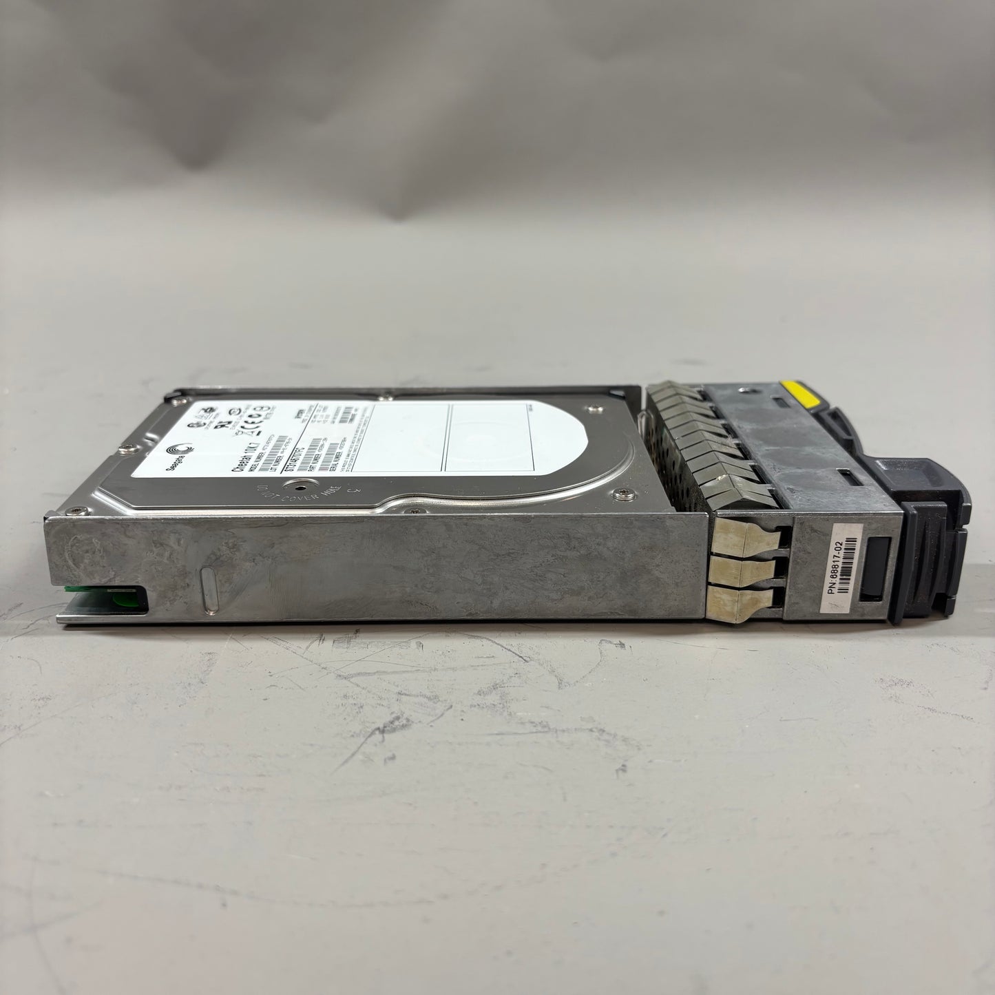 Lot of 2 Seagate Hard Drives Cheetah 10K.7 146 GB HDD ST3146707FC