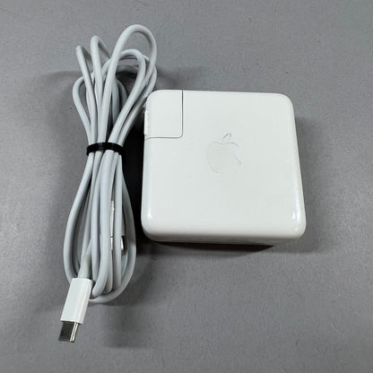 2022 Apple MacBook Pro 13.3" M2 10C GPU 3.5GHz 8GB RAM 256GB SSD A2338