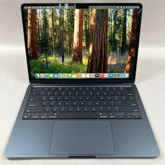 2022 Apple MacBook Air 13.6" M2 8 Core 3.5GHz 8GB RAM 256GB SSD A2681