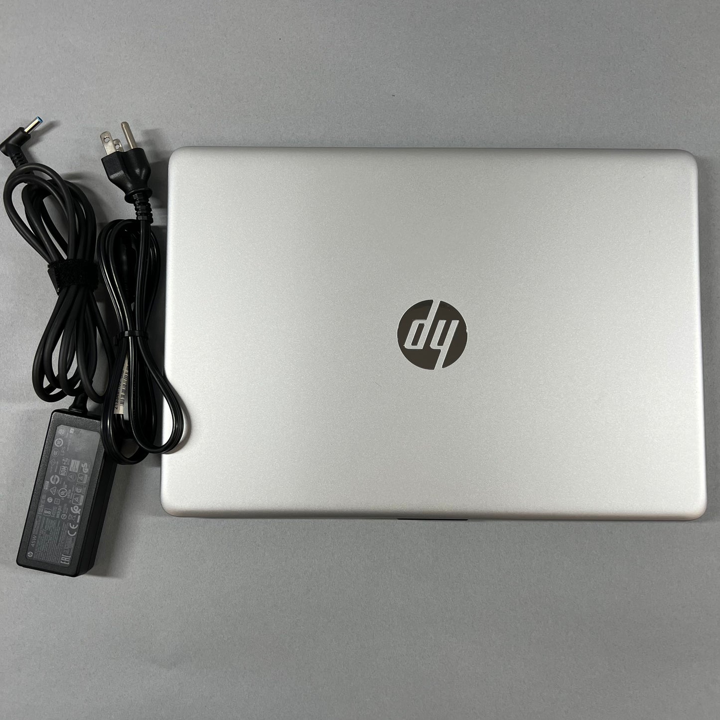 HP 14-dk0002dx A9-9425 4GB RAM 128GB Radeon R5 Graphics