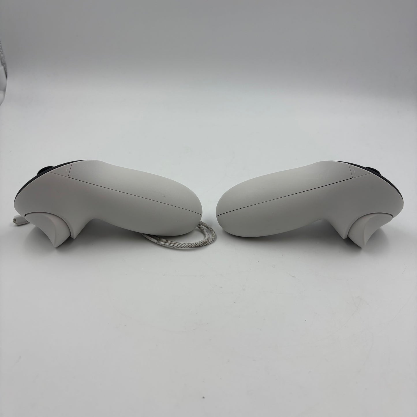 Meta Quest 3S 256GB Standalone All-in-One VR Headset P97