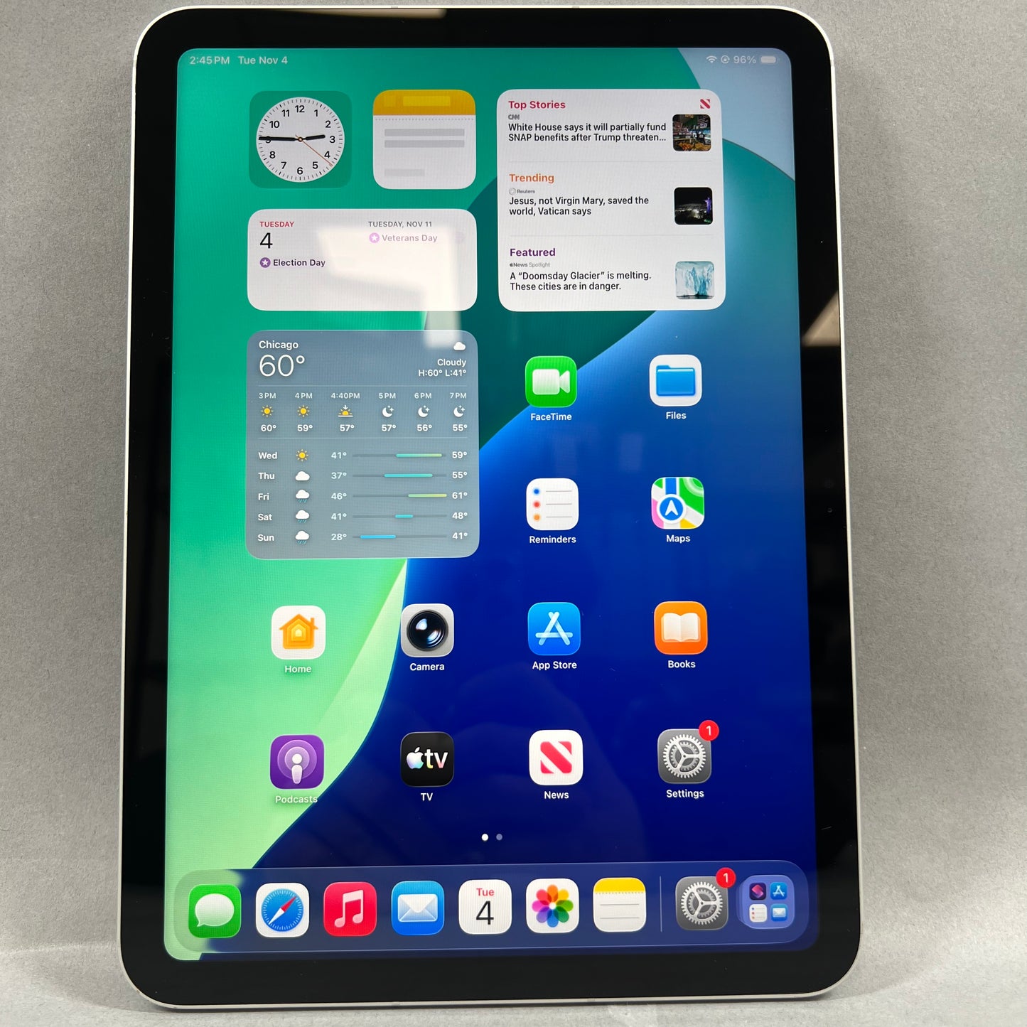 Unlocked Apple iPad 11" (A16) 128GB Silver MD7F4LL/A