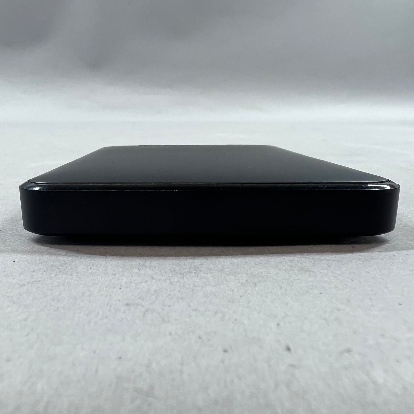 WD Elements Portable 4319B 2TB Micro USB-B to USB-A SSD