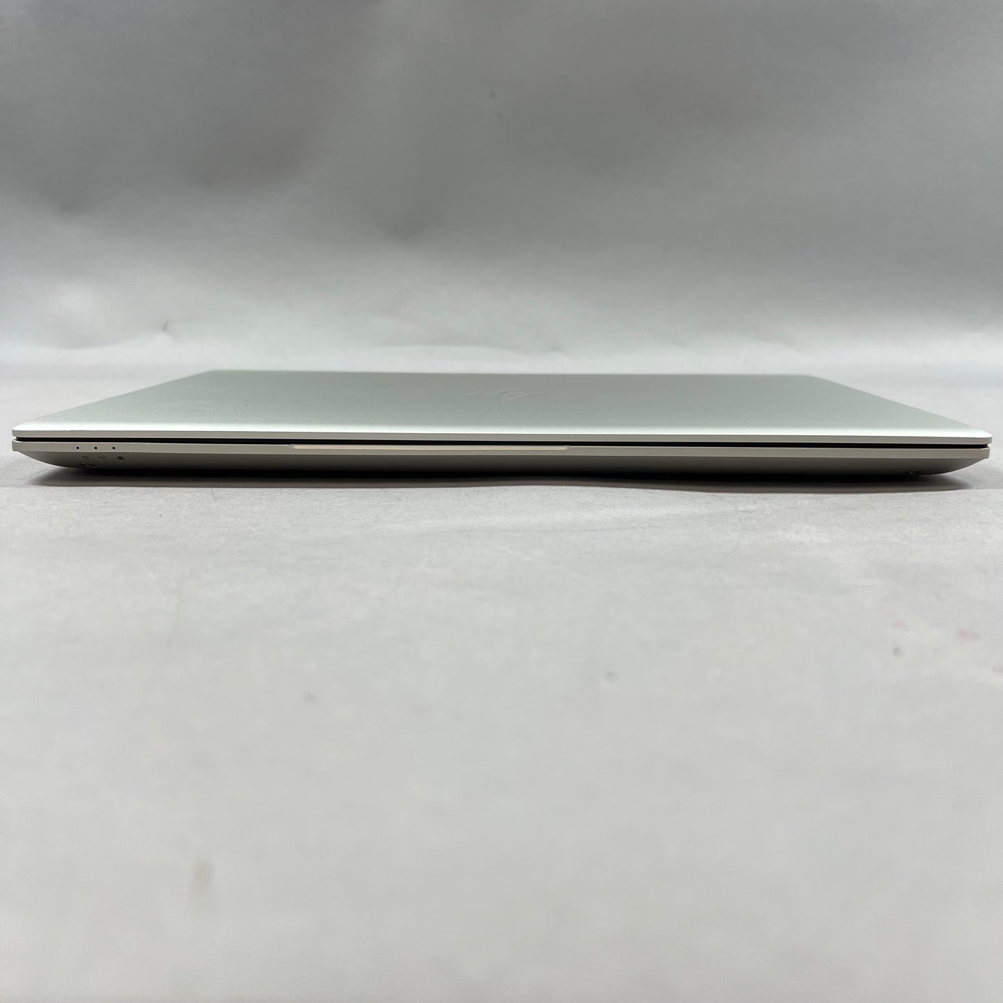 HP EliteBook  i5-8365U 1.6GHz 16GB RAM 250GB