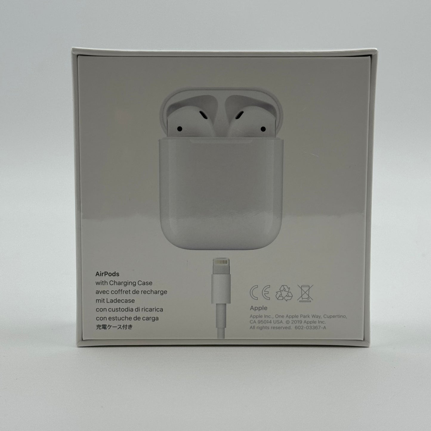 New Apple AirPods 1st Gen with MagSafe Charging Case A2032 MV7N2AM/A