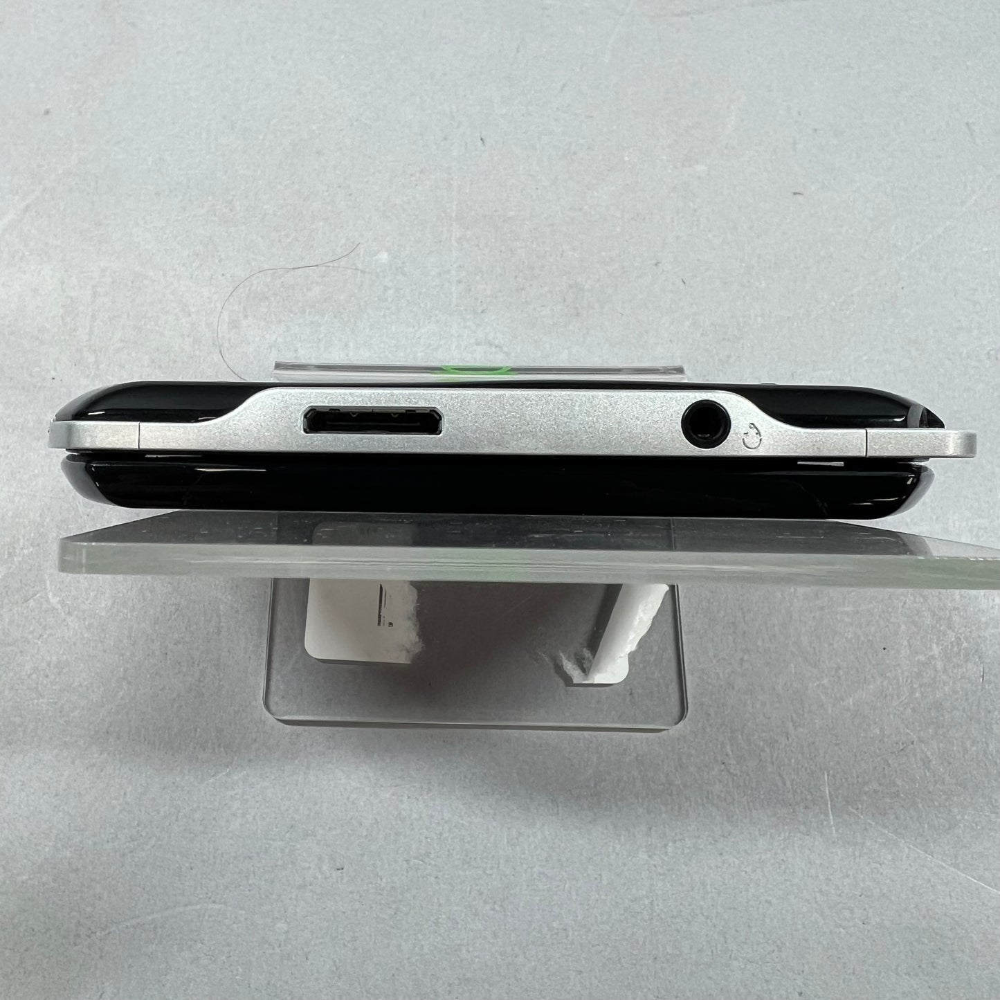 Sony Playstation Portable Go PSP PSP-N1000 Handheld Game System Black