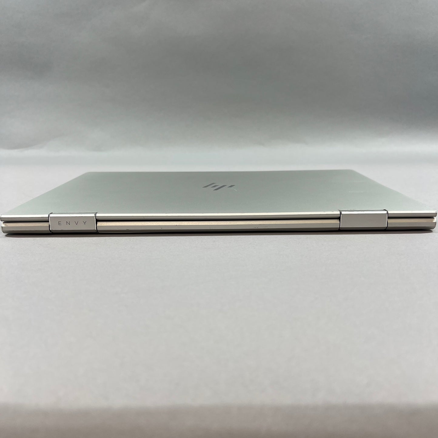 HP Envy x360 15-DW0083WM 15.6" i5-10500H 1.6GHz 8GB RAM 256GB SSD