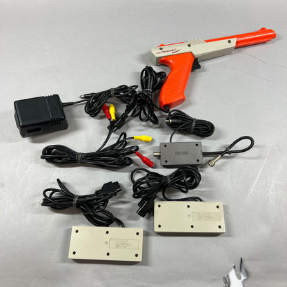 Nintendo Entertainment System NES NES-001 Gray