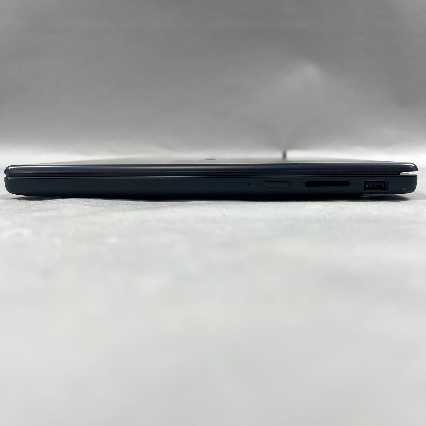 Lenovo IdeaPad PF9XB5406093 16" Core 5 210H 2.2GHz 16GB RAM 1TB SSD