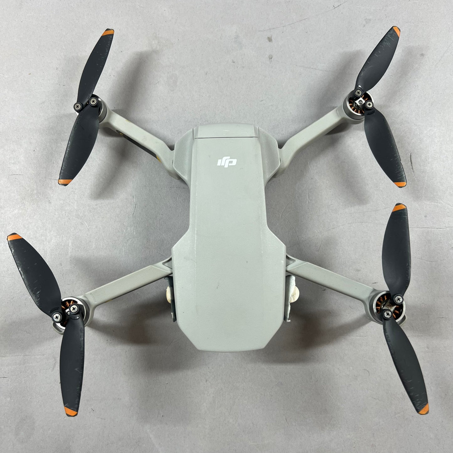 DJI Mini SE Mini Drone MR1SS5