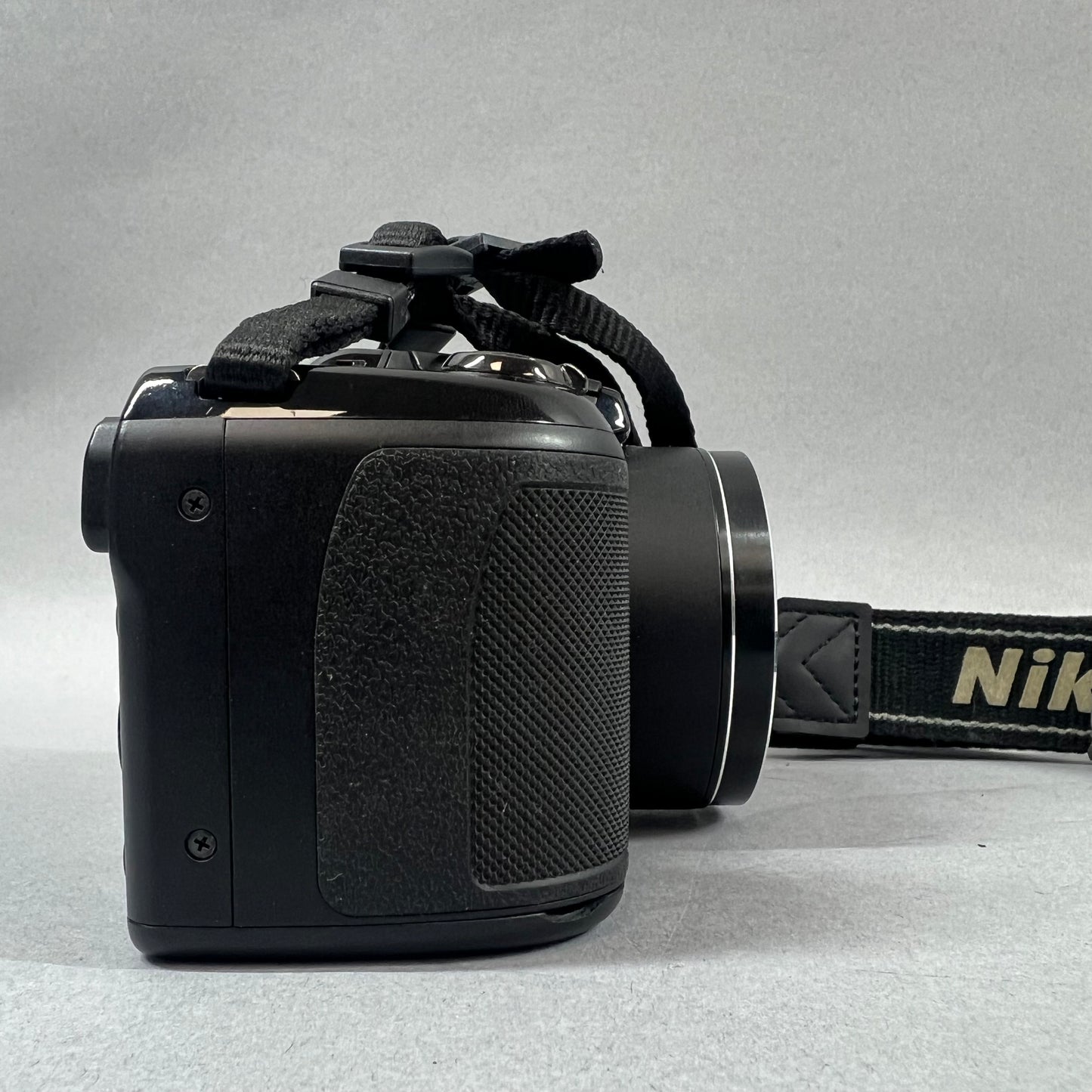 Nikon COOLPIX L340 20.1MP Digital Camera